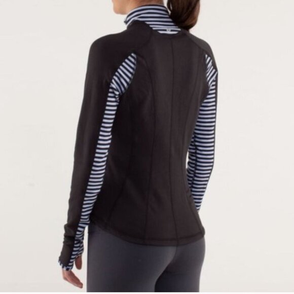 lululemon U-Turn 1/2 Zip Luon Reversible Striped Blue Long Sleeve Pullover - Picture 2 of 11